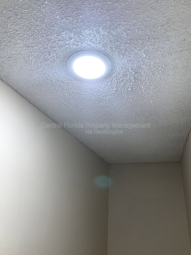 Building Photo - 12352 Fox Hound Ct