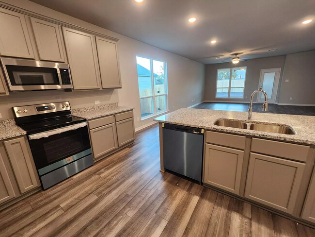 kitchen - 9811 Kensley Rose Dr