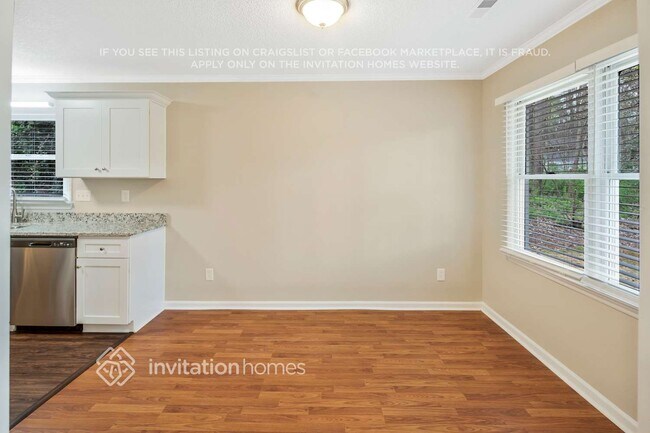 Building Photo - 7101 Thatcher Ct