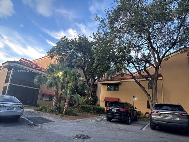 Building Photo - 15489 N Miami Lakeway