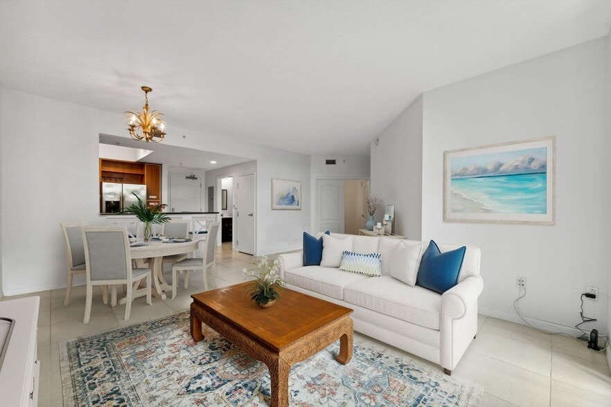 Building Photo - 410 Evernia St