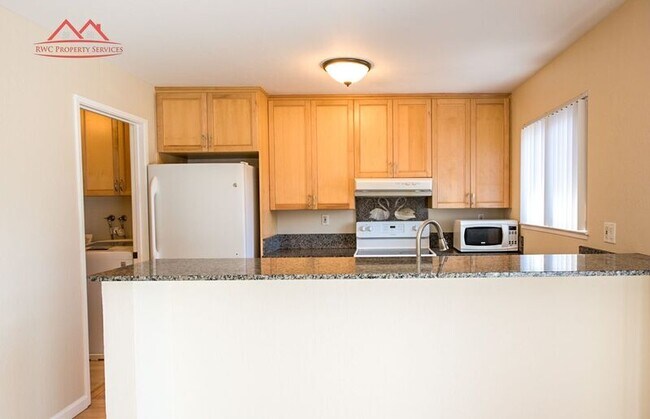 Building Photo - 1355 Sage Hen Way