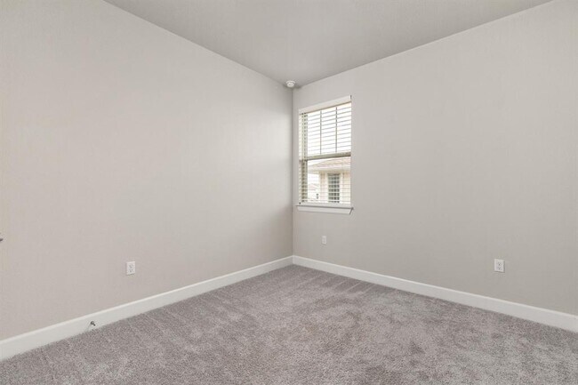 Building Photo - 8206 Talferd Trl