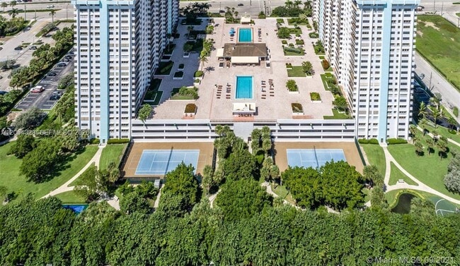 Building Photo - 1201 S Ocean Dr