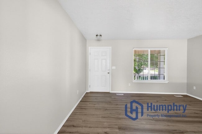 Building Photo - Beautiful home in Valley Green Subdivision in Meridian