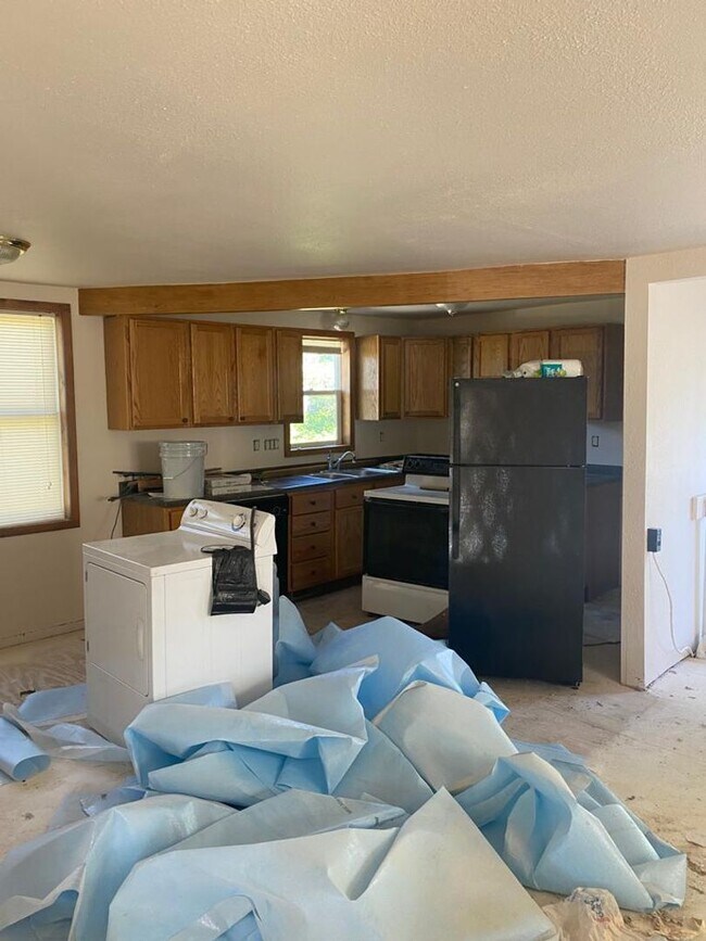 Building Photo - 3 Bed 2 Bath 1600+ sq ft Home for Rent - Appleton