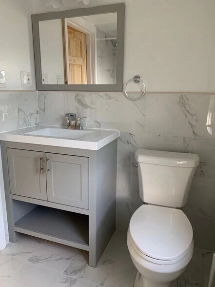 Building Photo - 2019 Wightman St