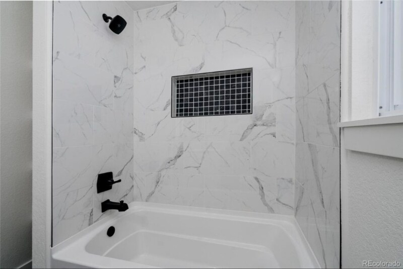 Building Photo - 4600 S Inca St