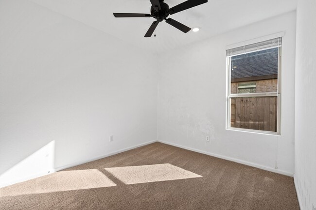 Building Photo - 4327 Camden Spgs Trl