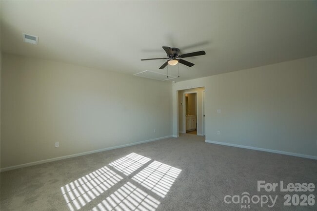 Building Photo - 1411 Caracara Ct