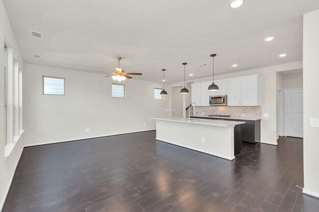 Building Photo - 10320 Marston Vineyard Dr