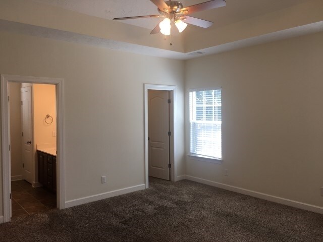 Building Photo - 204 Stecoah Ct