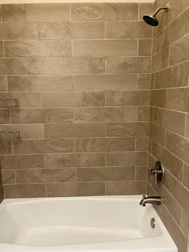 Building Photo - Beautiful Home in Rouzan of Southdowns neighborhood!