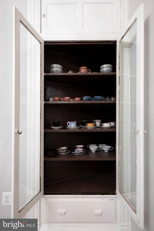 Building Photo - 314 E 22nd St