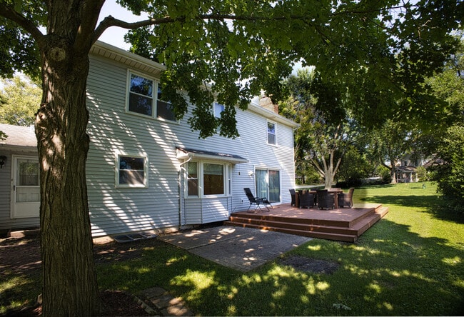 Building Photo - 2711 Valley Forge Rd