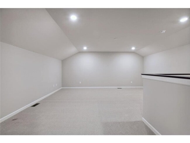 Building Photo - 2438 N Blossom Cir