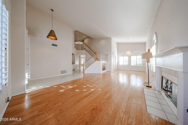 Building Photo - 5839 W Bloomfield Rd