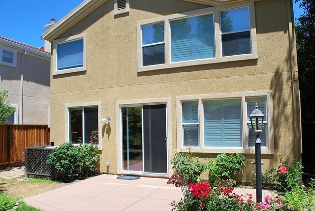 Building Photo - Wonderful Detached Home in Sought After San Ramon Neighborhood ! Trevari at Gale Ranch !
