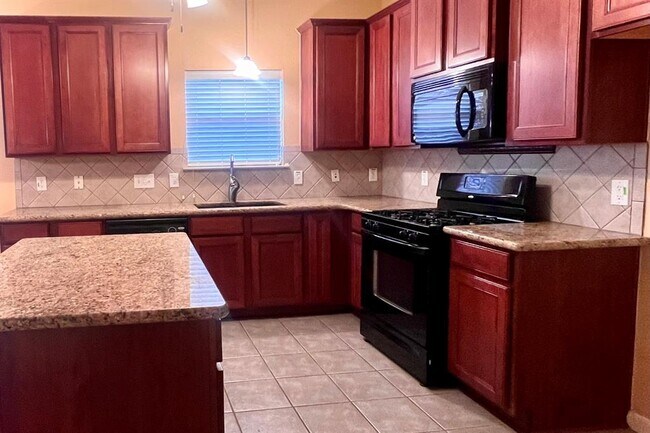 Building Photo - 6302 Richland Hills Dr