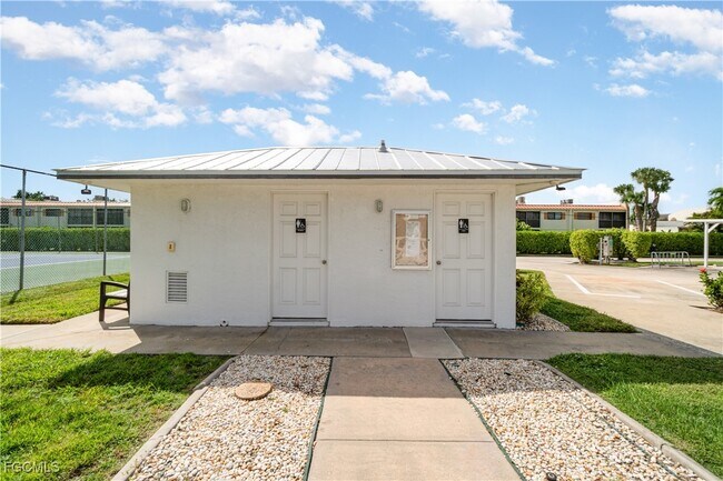 Building Photo - 16051 Amberwood Lake Ct