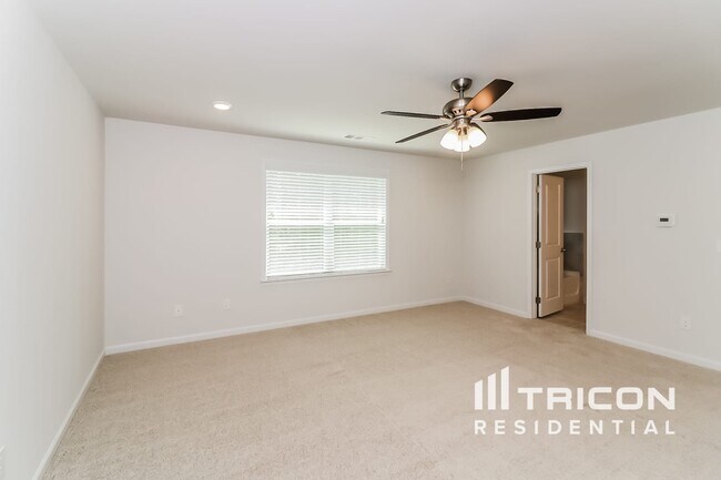 Building Photo - 47 Leyland Ct