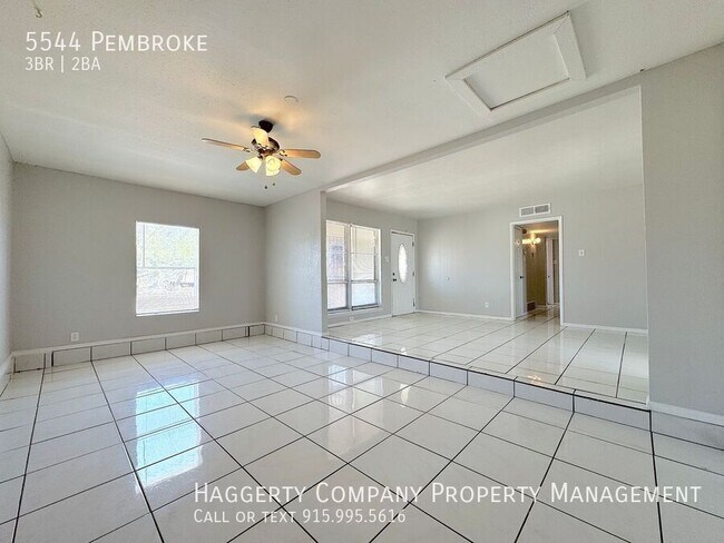 Building Photo - 5544 Pembroke-