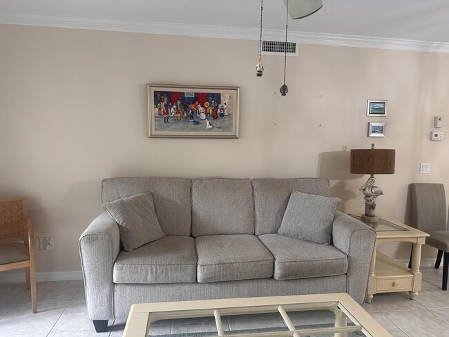 Building Photo - 2950 SE Ocean Blvd