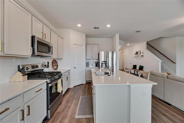 Building Photo - 2128 Whispering Sage blvd