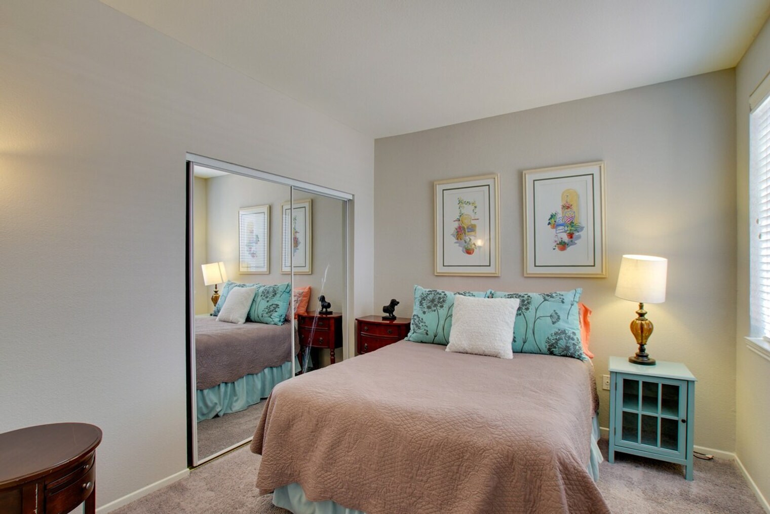 Building Photo - 7009 E Acoma Dr