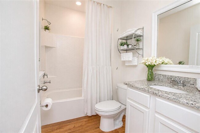 Building Photo - 2824 Sunridge Lp