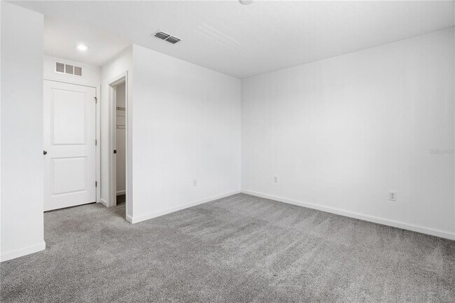 Building Photo - 1124 Lakeshore Breeze Pl