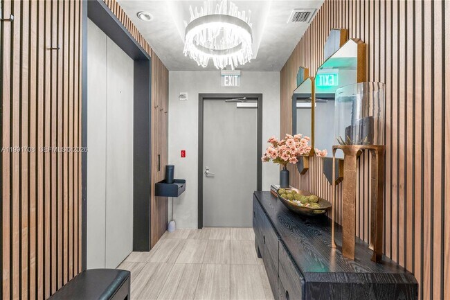 Building Photo - 851 NE 1st Ave