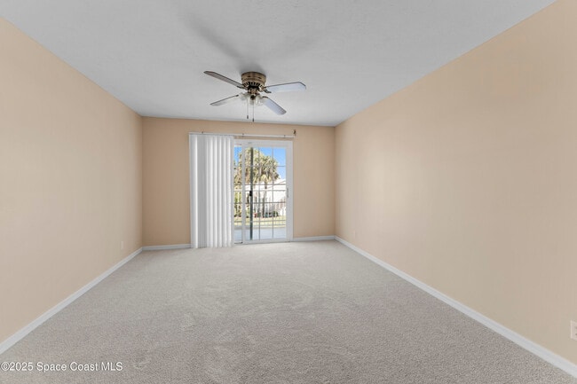 Building Photo - 554 Majorca Ct