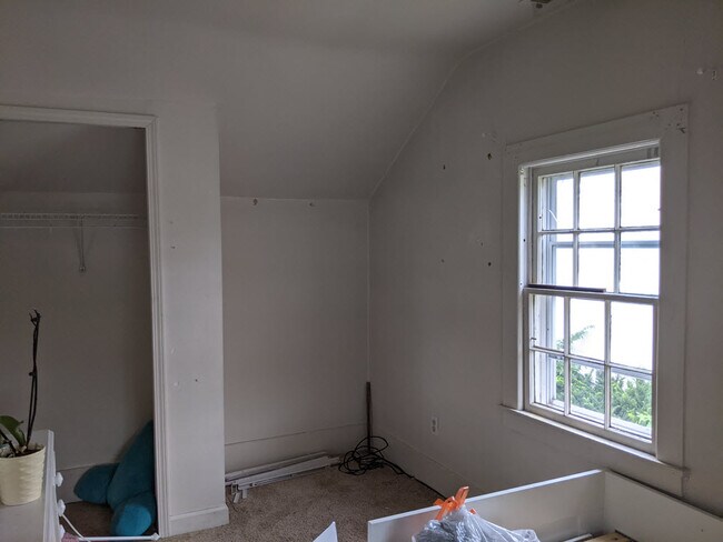 Building Photo - 501 W Forest Ave