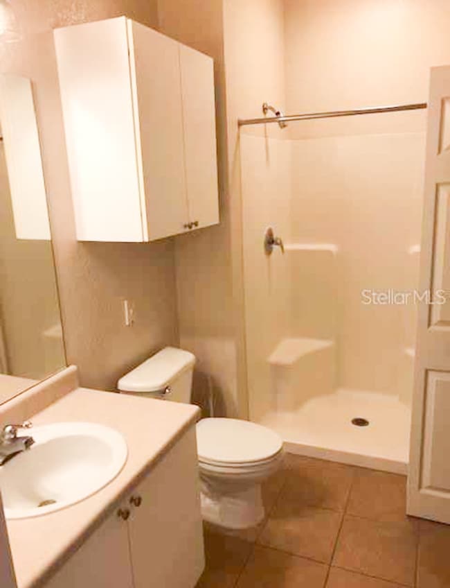 Building Photo - Spacious 2bed 2bath Condo in Downtown