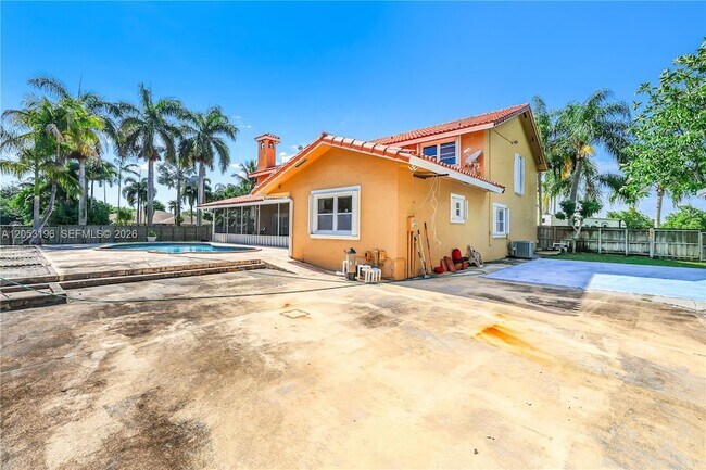 Building Photo - 16520 SW 272nd St