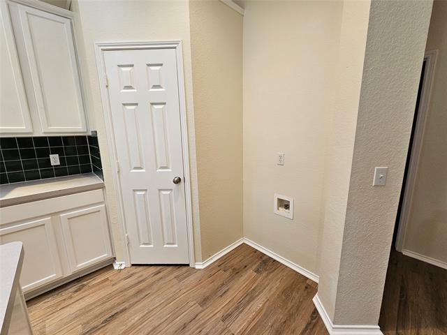 Building Photo - 4320 Palmdale Dr