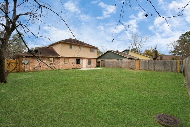 Building Photo - 24118 Spring Gum Dr