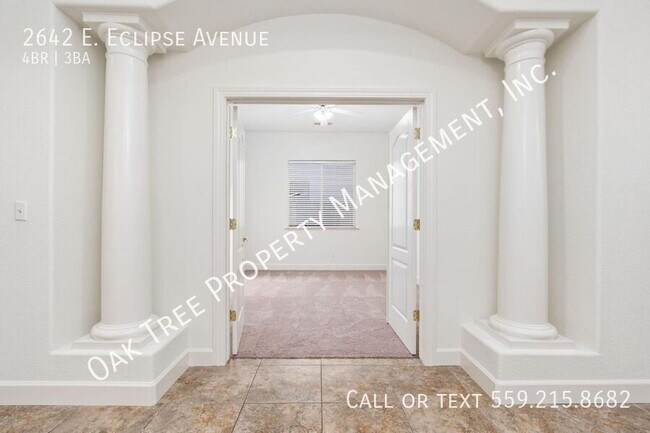 Building Photo - 2642 E Eclipse Ave