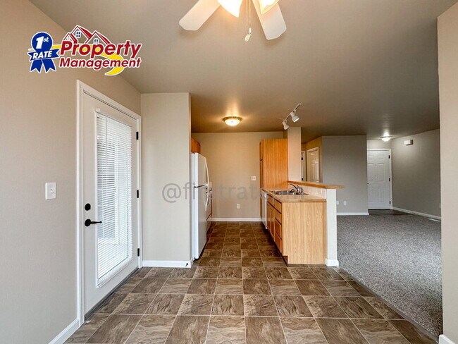 Building Photo - 10151 W Garverdale Ln