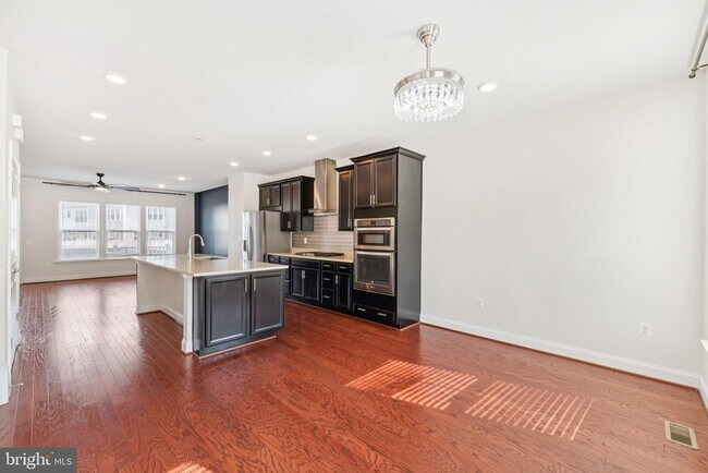 Building Photo - 17258 Herring Gull Ln