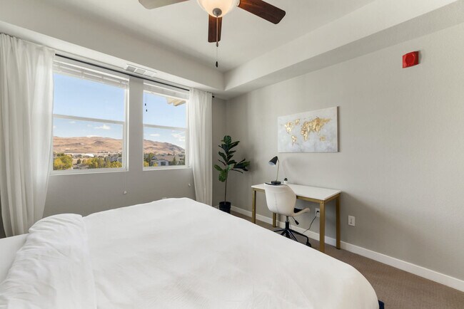 Building Photo - 375 Harbour Cove Dr