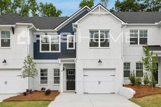 Building Photo - 237 Forest Ln