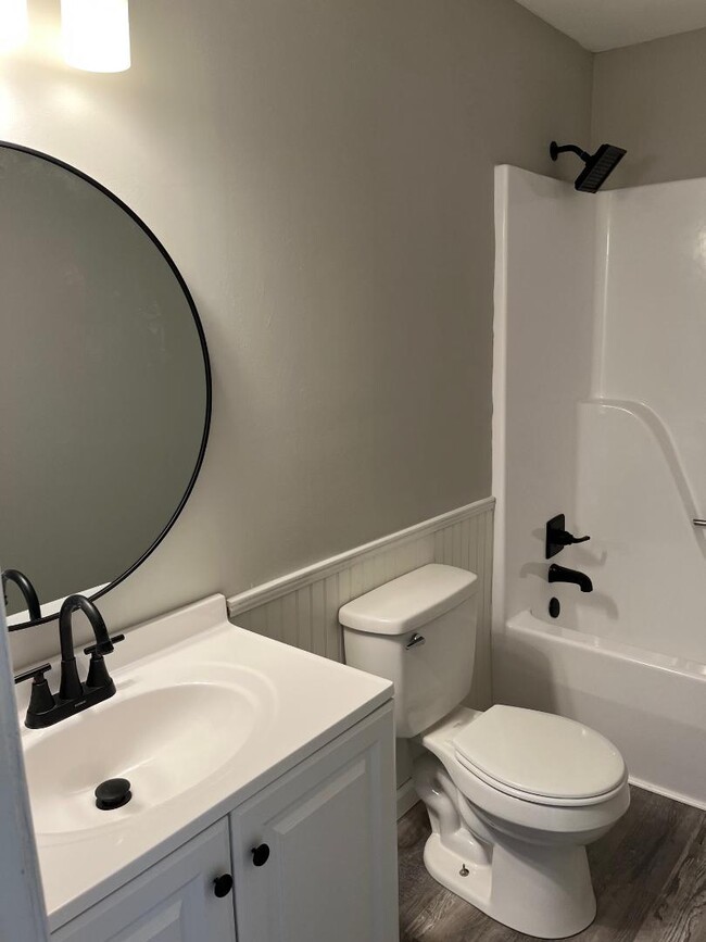 Building Photo - 904 N Cumberland St