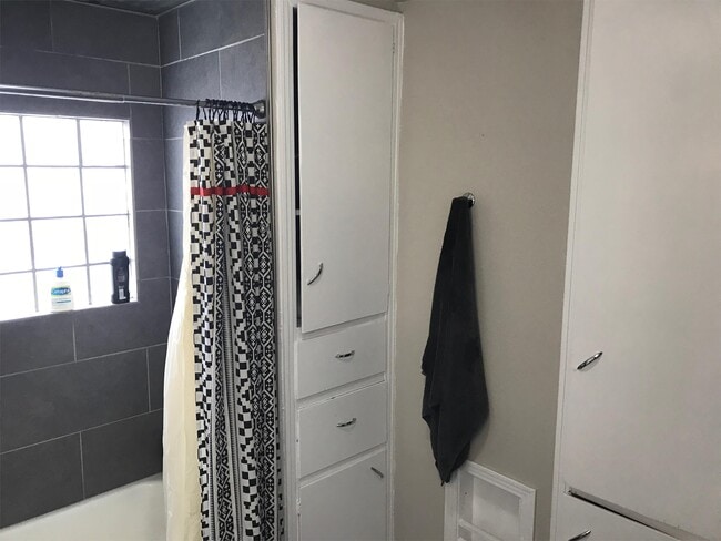 Building Photo - 4401 17th St