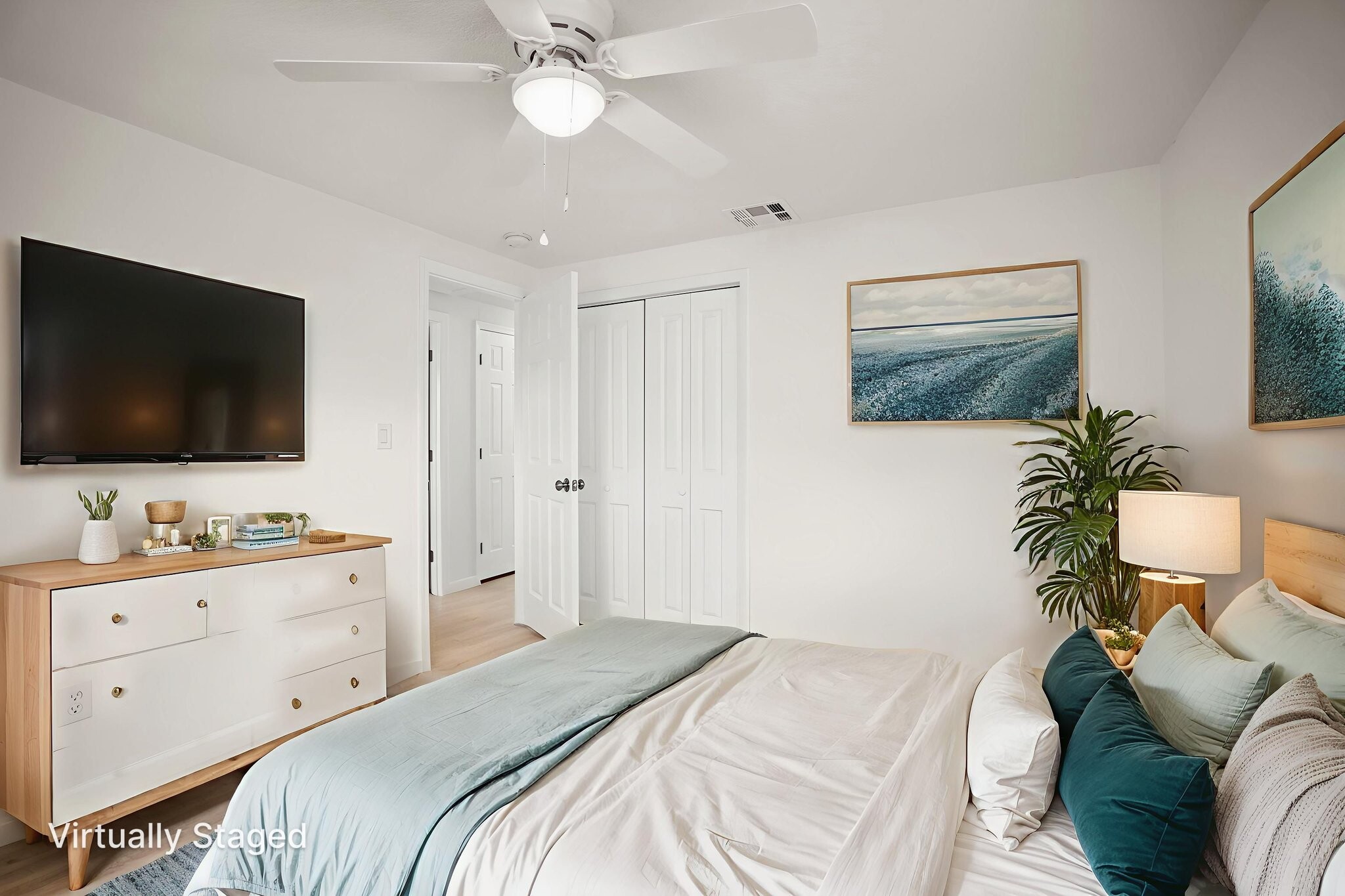 Virtually staged - 8860 58th St N