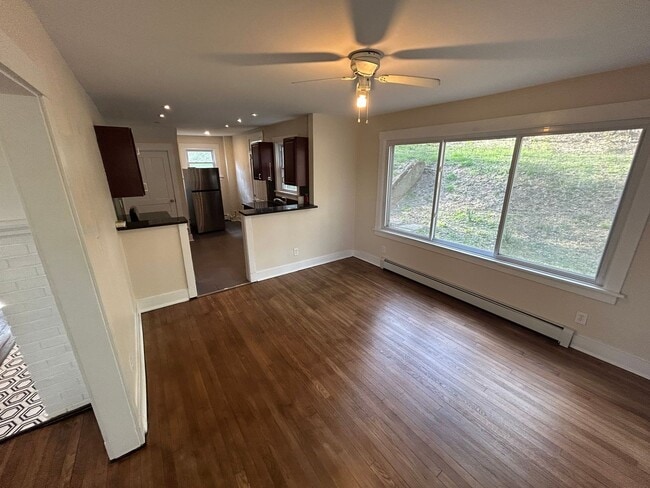 Building Photo - Private 3-Bedroom home in East Hills