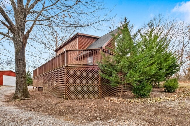 Building Photo - Peaceful 3BR Home with Wrap Around Patio | Lake Access within walking distance