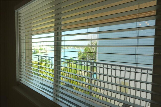 Building Photo - 8535 Blind Pass Dr