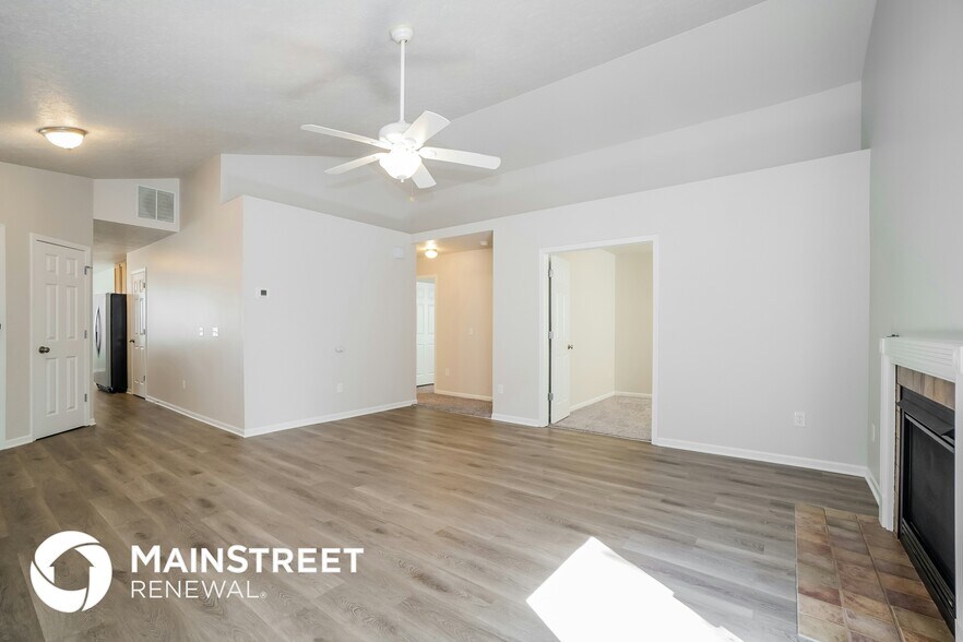 Building Photo - 6817 Riding Trail Dr